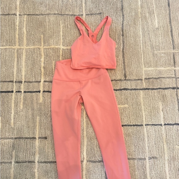 Pink Alo Set! - Picture 1 of 3